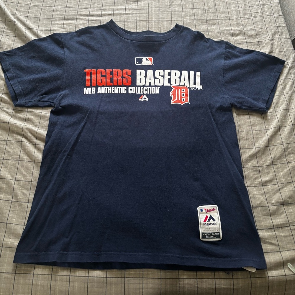 Detroit Michigan tigers vintage mlb graphic t-shirt excellent condition medium